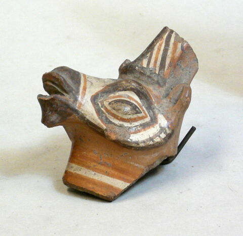 vase  ; figurine