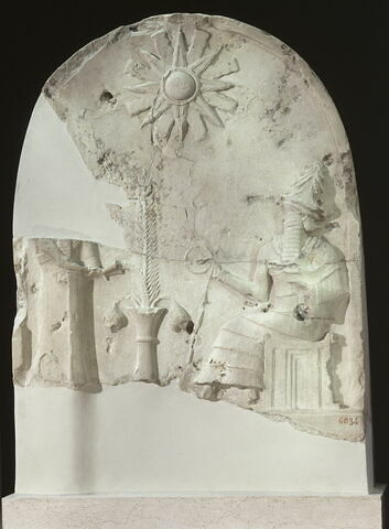 stèle, image 2/3