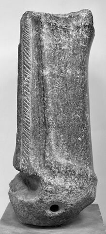 statue, image 7/10