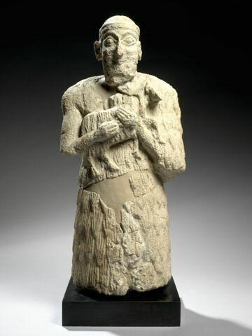 statue, image 7/15