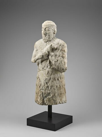 statue, image 5/15