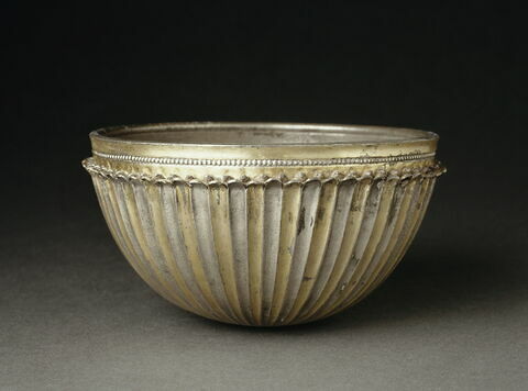 vase, image 5/5