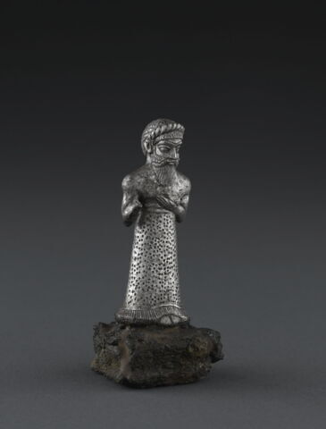 figurine, image 10/13