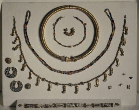 collier, image 10/10