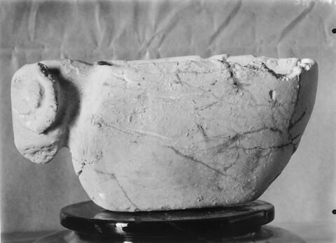 vase, image 4/4