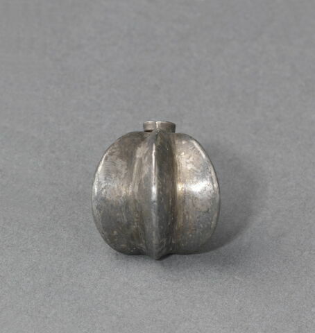 boucle d'oreille, image 2/3