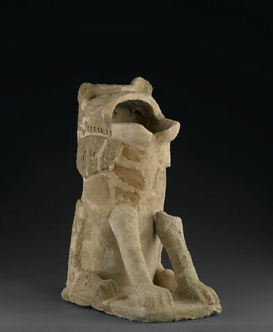 statue, image 2/4