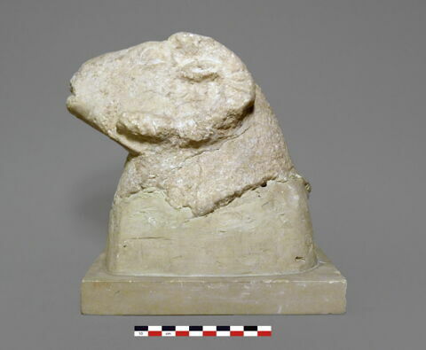 gâche de porte  ; sculpture