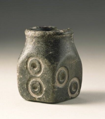 vase, image 6/8