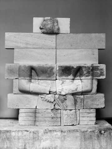 élément du décor architectural, image 3/4