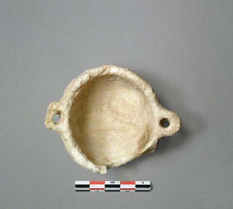 vase, image 2/2