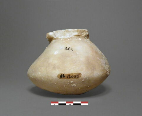 vase