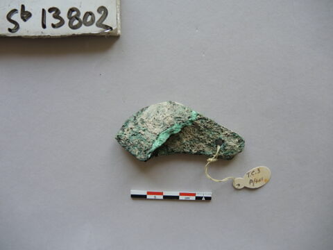 hache ; fragment