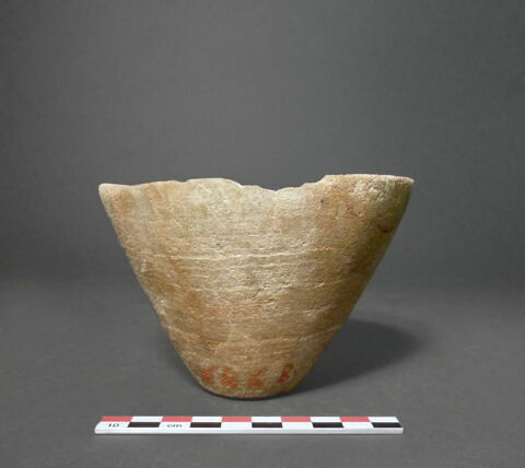 vase