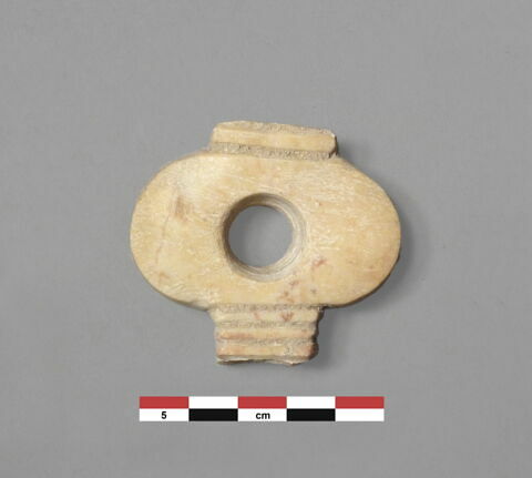objet indéterminé ; décoration du mobilier, image 2/2