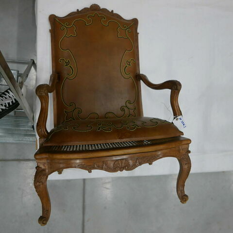 Fauteuil d'un ensemble de quatre (OA 12376 1-4), image 2/2