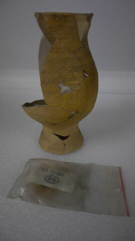 pichet, image 2/4