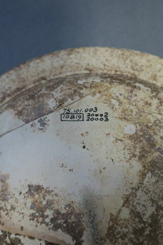 assiette, image 3/3