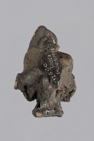 sculpture, fragment, image 2/2