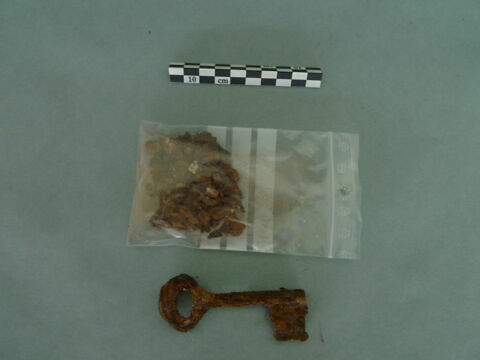 clef, image 2/3