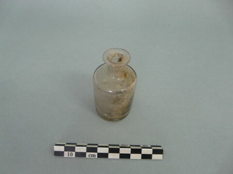 flacon cylindrique, fragment, image 3/3