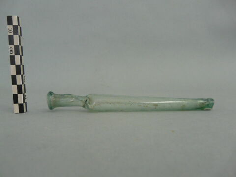 flacon cylindrique, fragment, image 3/3