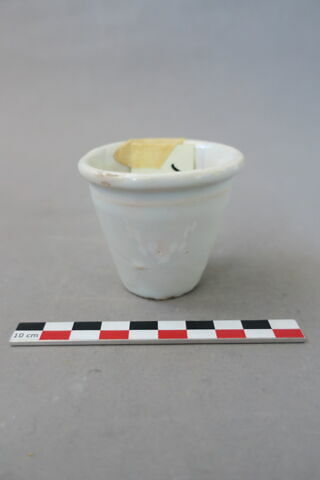 pot à pharmacie
