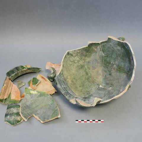 marmite tripode, image 2/3