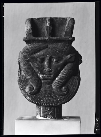 sistre à naos, image 7/7
