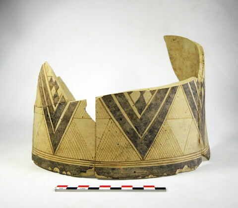 vase, image 2/2