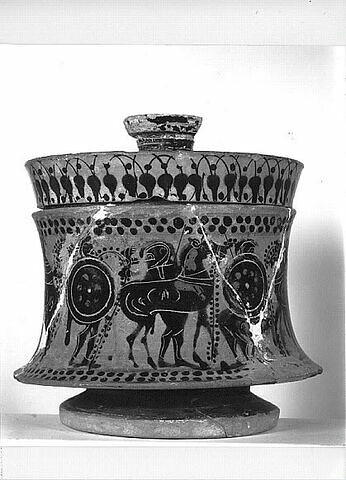 pyxis associée à un couvercle, image 3/4