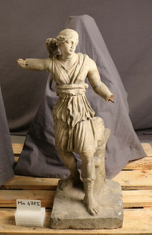 statuette