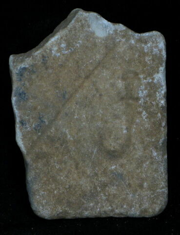 Stèle votive à Saturne (fragment)