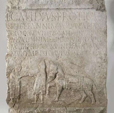 autel  ; inscription, image 4/4