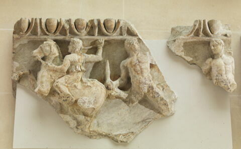 Frise du temple d'Artemis à Magnésie du Méandre, image 3/3