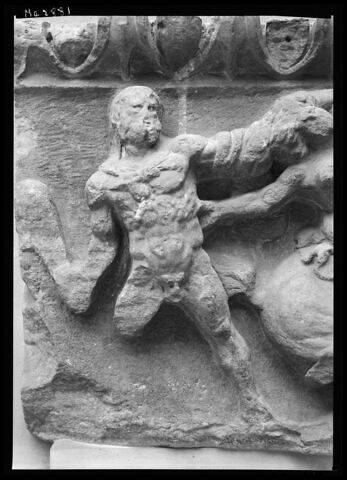Frise du temple d'Artemis à Magnésie du Méandre, image 3/4