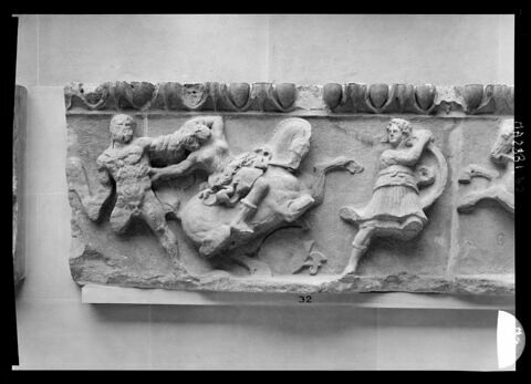 Frise du temple d'Artemis à Magnésie du Méandre, image 4/4