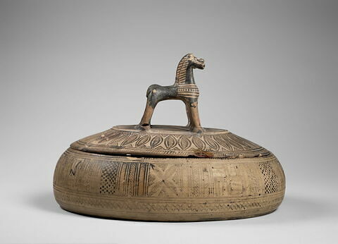pyxis, image 4/7