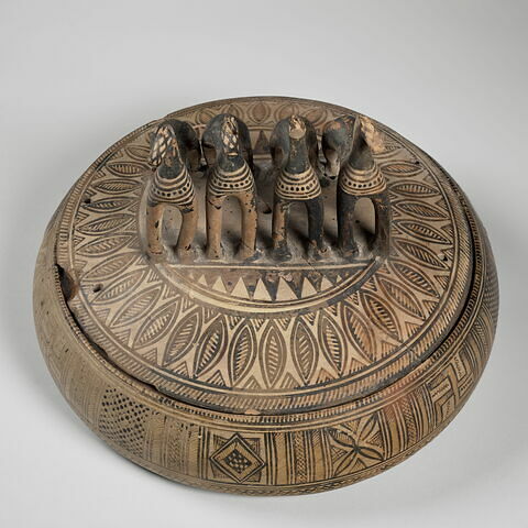 pyxis, image 5/7
