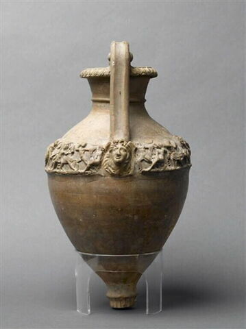 Amphore à volutes ornée d'une amazonomachie, image 11/11