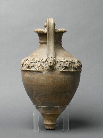Amphore à volutes ornée d'une amazonomachie, image 6/11