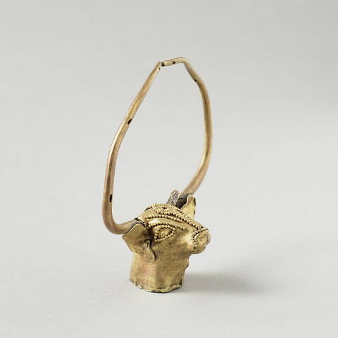 bijou, image 4/4