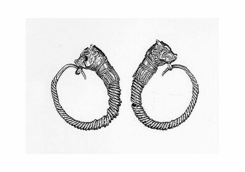 boucle d'oreille