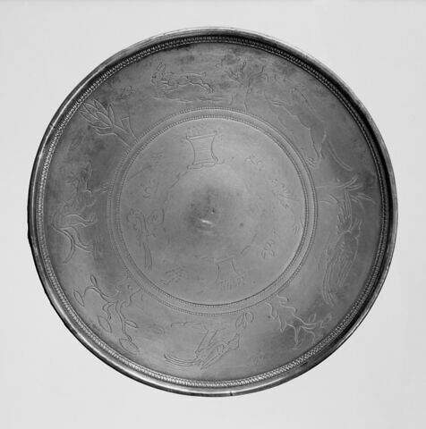 Trésor de Notre-Dame d'Allençon : boîte de miroir, image 4/4