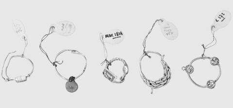 boucle d'oreille, image 3/3