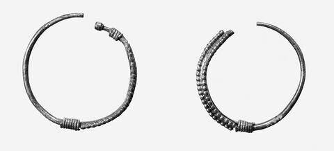 boucle d'oreille, image 3/3