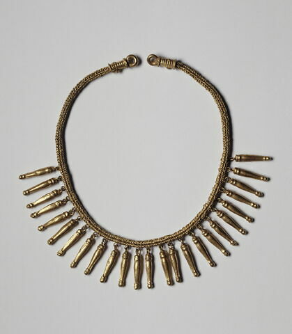 collier, image 2/2