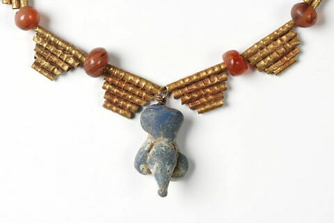 collier, image 2/2