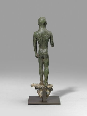 statuette, image 2/4