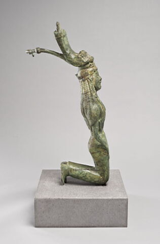 statuette ; trépied, image 5/7